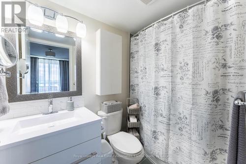709 - 1140 Parkwest Place, Mississauga, ON - Indoor Photo Showing Bathroom