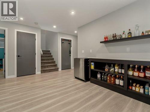 102 Blackwolf Bay N, Lethbridge, AB - Indoor Photo Showing Other Room