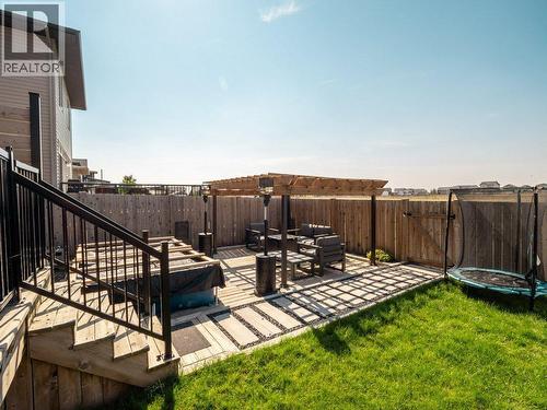 102 Blackwolf Bay N, Lethbridge, AB - Outdoor