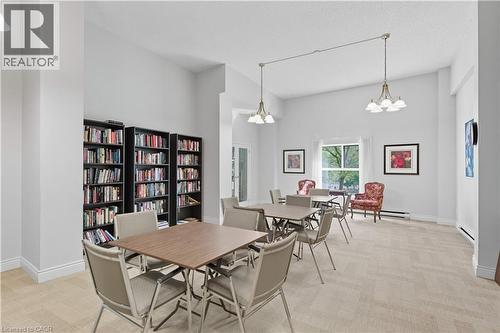 20 Berkley Road Unit# 702, Cambridge, ON - Indoor Photo Showing Dining Room