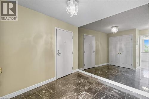 20 Berkley Road Unit# 702, Cambridge, ON - Indoor Photo Showing Other Room