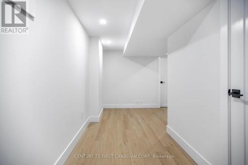 45 Fairview Avenue, London South (South H), ON - Indoor Photo Showing Other Room