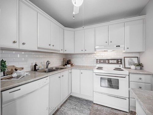 1711-44 Falby Court, Ajax, ON - Indoor Photo Showing Kitchen With Double Sink