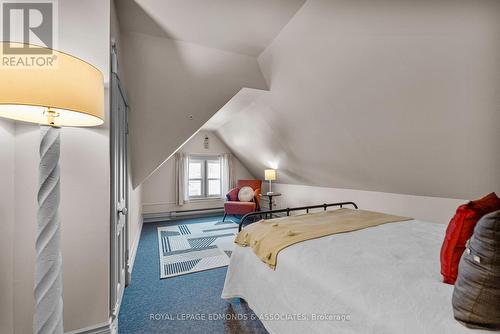 307 Maple Avenue, Pembroke, ON - Indoor Photo Showing Bedroom