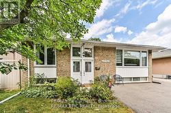 LOWER - 2683 TRUSCOTT DRIVE  Mississauga, ON L5J 2B6