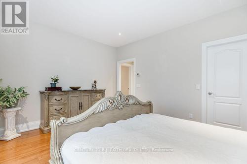 3-1058 Whites Road, Muskoka Lakes, ON - Indoor Photo Showing Bedroom