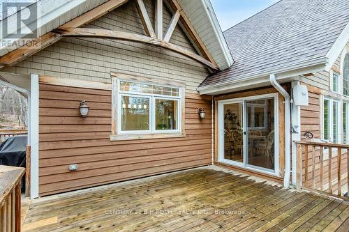 3-1058 Whites Road, Muskoka Lakes, ON - Outdoor With Deck Patio Veranda With Exterior