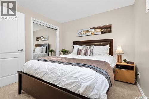 #4 21 Iris Drive, Moose Jaw, SK - Indoor Photo Showing Bedroom