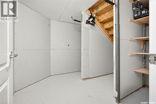 #4 21 Iris Drive, Moose Jaw, SK - Indoor