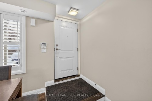 138-326 John Street, Markham, ON - Indoor Photo Showing Other Room