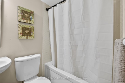 138-326 John Street, Markham, ON - Indoor Photo Showing Bathroom