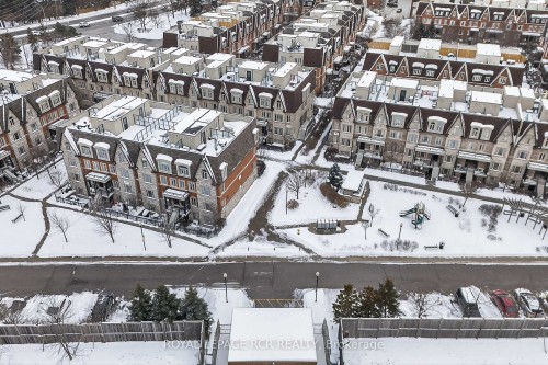 138-326 John Street, Markham, ON - Outdoor