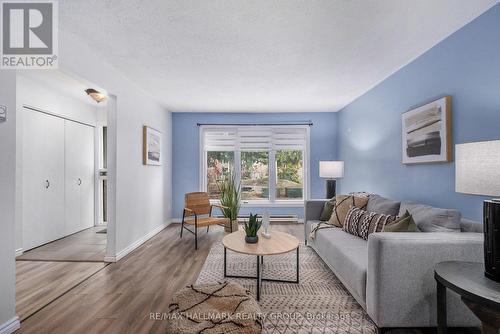 23 - 3691 Albion Road, Ottawa, ON - Indoor Photo Showing Living Room