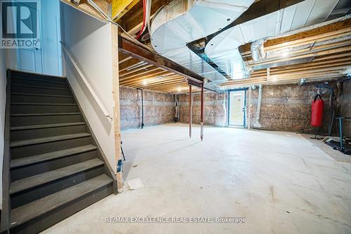 2085 Coppermine Street, Oshawa, ON - Indoor