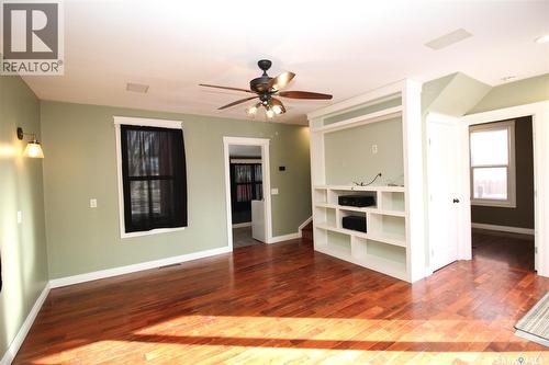 689 2Nd Street W, Shaunavon, SK - Indoor Photo Showing Other Room