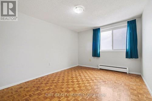 1021 - 3100 Carling Avenue, Ottawa, ON - Indoor Photo Showing Other Room