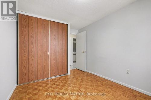 1021 - 3100 Carling Avenue, Ottawa, ON - Indoor Photo Showing Other Room
