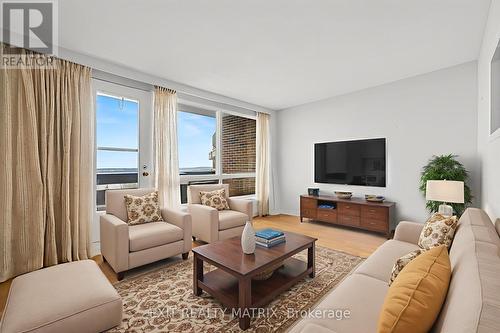 1021 - 3100 Carling Avenue, Ottawa, ON - Indoor Photo Showing Living Room