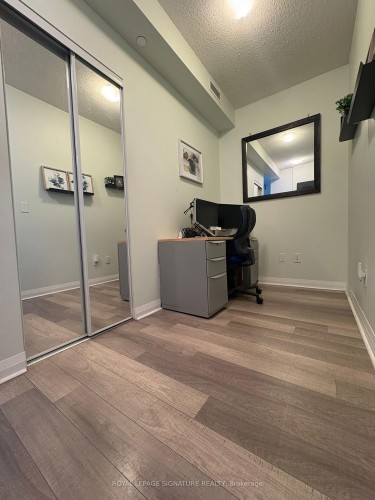 1811-5033 Four Springs Avenue, Mississauga, ON - Indoor Photo Showing Other Room