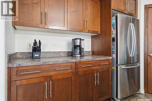 4757 Padwick Avenue, Regina, SK - Indoor Photo Showing Kitchen