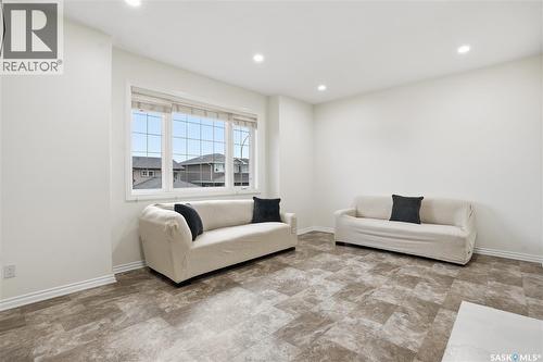 4757 Padwick Avenue, Regina, SK - Indoor