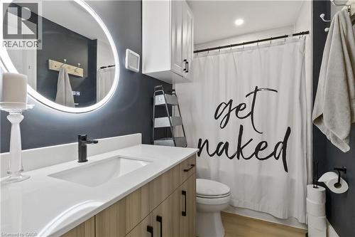 156 Albion Street, Brantford, ON - Indoor Photo Showing Bathroom