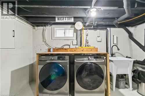 156 Albion Street, Brantford, ON - Indoor Photo Showing Laundry Room