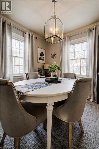 8 Lowrey Avenue S, Cambridge, ON - Indoor Photo Showing Dining Room