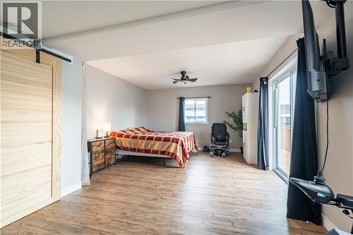 4588 Martha Lane, Beamsville, ON - Indoor Photo Showing Bedroom