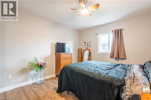 4588 Martha Lane, Beamsville, ON - Indoor Photo Showing Bedroom
