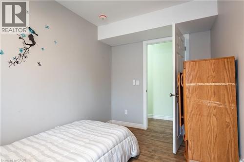 4588 Martha Lane, Beamsville, ON - Indoor Photo Showing Bedroom