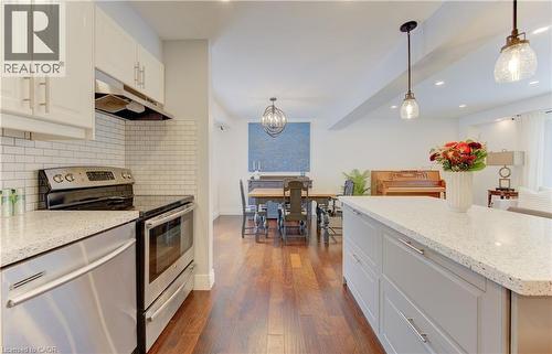 Well laid out kitchen - 51 Nathaniel Crescent, Kitchener, ON - Indoor Photo Showing Kitchen With Upgraded Kitchen