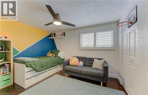 Bright and spacious with large closet - 51 Nathaniel Crescent, Kitchener, ON - Indoor