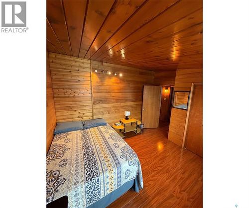 74 Nunn Street, La Ronge, SK - Indoor Photo Showing Bedroom