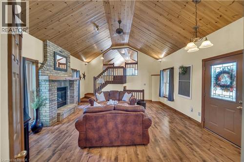 690 Wallace Avenue S, Listowel, ON - Indoor Photo Showing Living Room With Fireplace