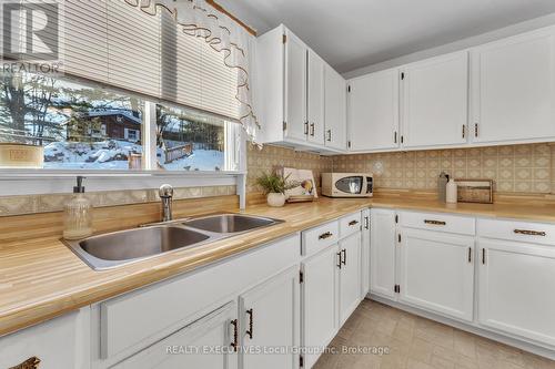 151 King Street, Callander, ON - Indoor Photo Showing Kitchen With Double Sink