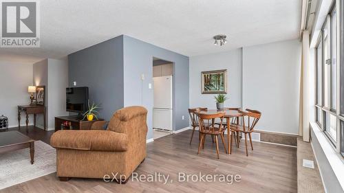 902 - 570 Proudfoot Lane, London North (North N), ON - Indoor Photo Showing Other Room