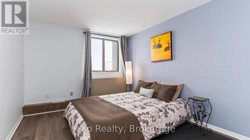 902 - 570 Proudfoot Lane, London North (North N), ON - Indoor Photo Showing Bedroom