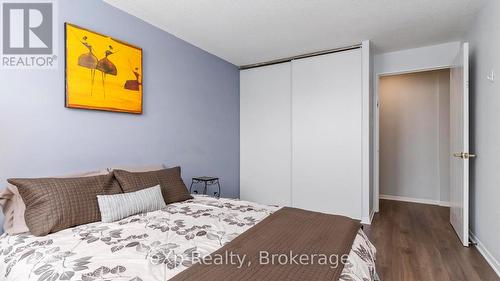 902 - 570 Proudfoot Lane, London North (North N), ON - Indoor Photo Showing Bedroom