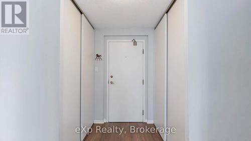 902 - 570 Proudfoot Lane, London North (North N), ON - Indoor Photo Showing Other Room
