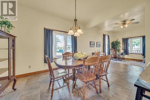 690 Wallace Avenue S, North Perth (Listowel), ON - Indoor Photo Showing Dining Room