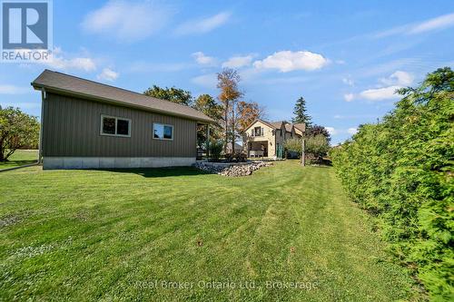 690 Wallace Avenue S, North Perth (Listowel), ON - Outdoor