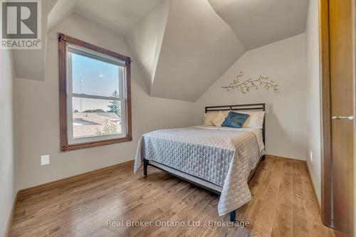 690 Wallace Avenue S, North Perth (Listowel), ON - Indoor Photo Showing Bedroom