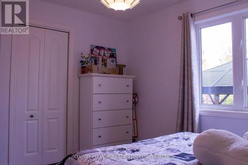 1500 Crimson Crescent, Kingston (City Northwest), ON - Indoor Photo Showing Bedroom