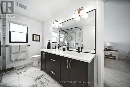 1894 Fountain Grass Drive, London South (South B), ON - Indoor Photo Showing Bathroom