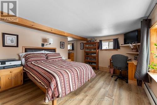 72 Maplewood Road, Hastings Highlands (Bangor Ward), ON - Indoor Photo Showing Bedroom