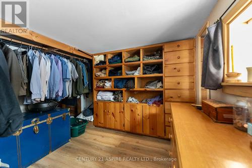 72 Maplewood Road, Hastings Highlands (Bangor Ward), ON - Indoor With Storage