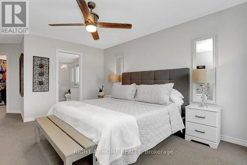 201 Versaille Street, Alfred And Plantagenet, ON - Indoor Photo Showing Bedroom