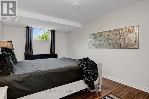 201 Versaille Street, Alfred And Plantagenet, ON - Indoor Photo Showing Bedroom
