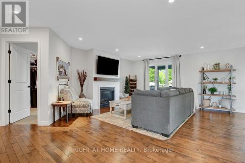 201 Versaille Street, Alfred And Plantagenet, ON - Indoor Photo Showing Living Room With Fireplace